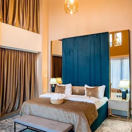 Elexus Aparthotel