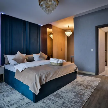 Elexus Aparthotel *
