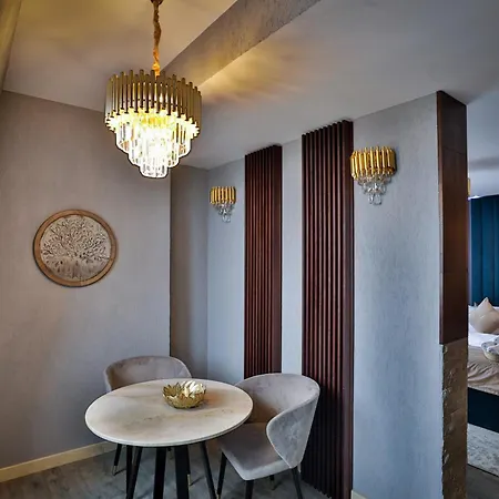 Elexus Aparthotel